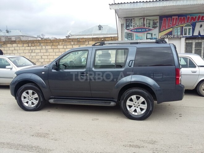 Nissan Pathfinder 2007, 167,456 km - 2.5 л - Quba
