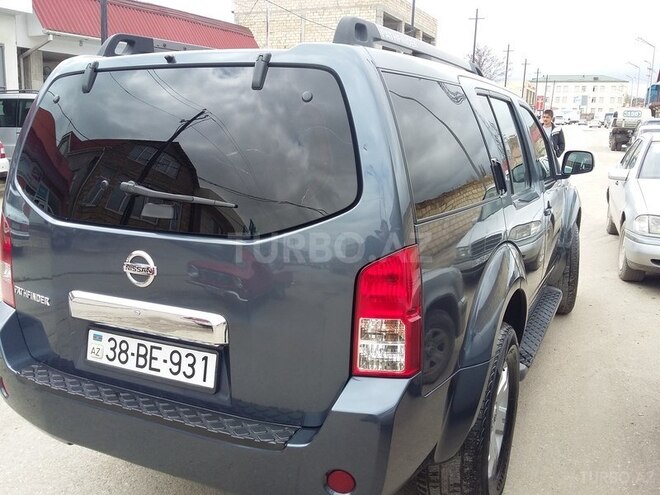 Nissan Pathfinder 2007, 167,456 km - 2.5 л - Quba