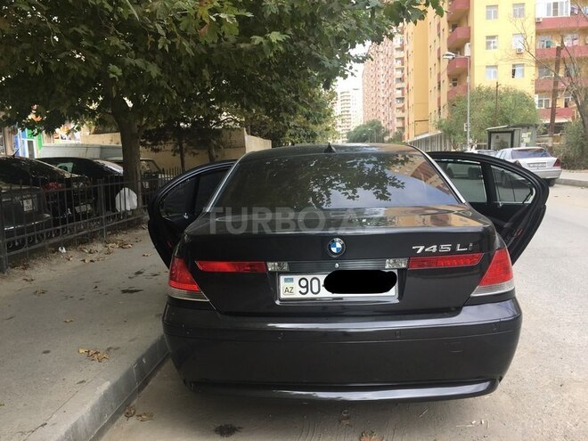BMW 745 2003, 216,000 km - 4.4 l - Bakı