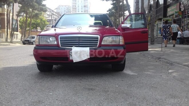 Mercedes C 200 1997, 250,000 km - 2.0 л - Bakı