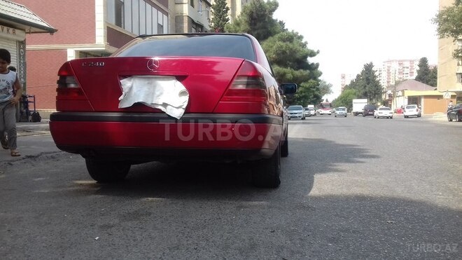 Mercedes C 200 1997, 250,000 km - 2.0 л - Bakı