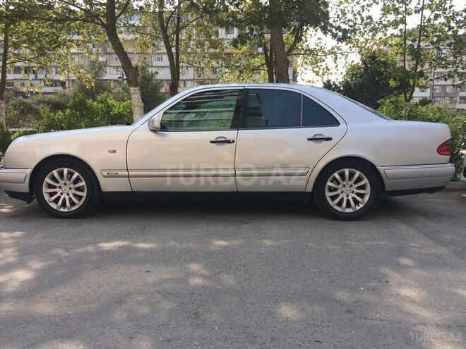 Mercedes E 320 1996, 283,822 km - 3.2 л - Bakı