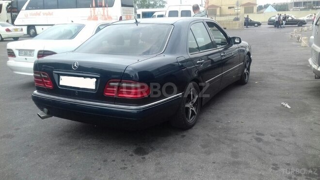 Mercedes E 200 1997, 235,863 km - 2.0 l - Gəncə