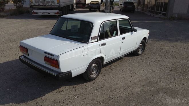 LADA (VAZ) 2107 2005, 10,000 km - 1.6 l - Qusar