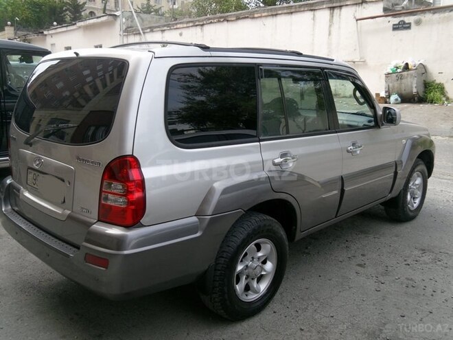 Hyundai Terracan 2004, 240,000 km - 2.9 l - Bakı