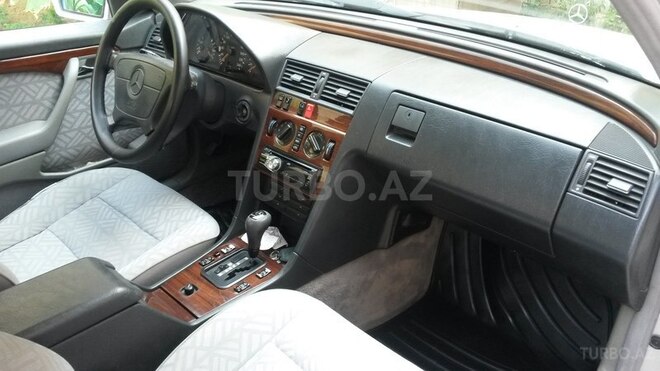 Mercedes C 180 1994, 200,000 km - 1.8 l - Sumqayıt