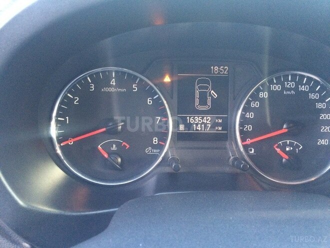 Nissan X-Trail 2011, 164,000 km - 2.5 л - Bakı