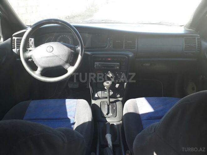 Opel Vectra 1996, 300,000 km - 1.6 l - Bakı