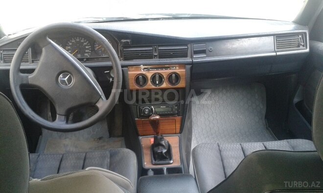 Mercedes 190 1992, 391,189 km - 2.0 l - Sabirabad
