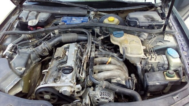 Volkswagen Passat 1998, 244,351 km - 1.8 l - Bakı