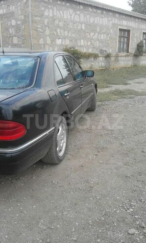 Mercedes E 290 1999, 390,000 km - 2.9 l - Bakı