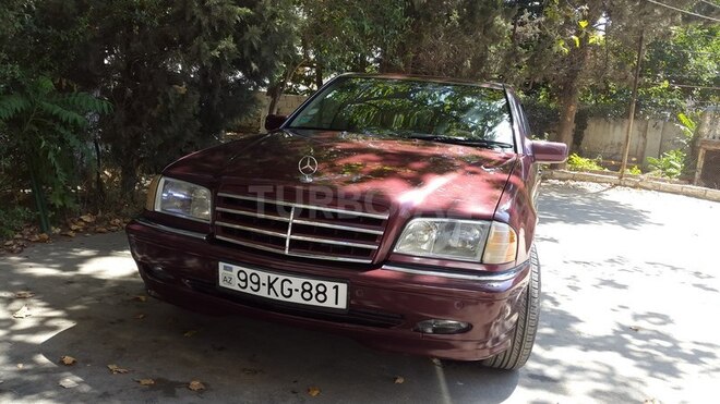 Mercedes C 240 1997, 252,000 km - 2.4 l - Bakı