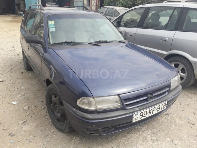 Opel Astra 1994, 290,000 km - 1.6 l - Sumqayıt