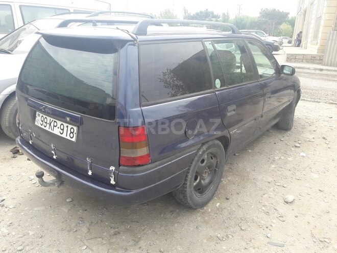 Opel Astra 1994, 290,000 km - 1.6 l - Sumqayıt