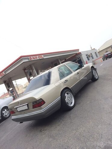 Mercedes E 280 1994, 400,000 km - 2.8 l - Bakı
