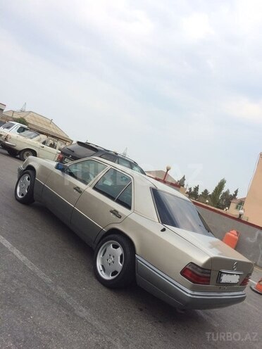 Mercedes E 280 1994, 400,000 km - 2.8 l - Bakı