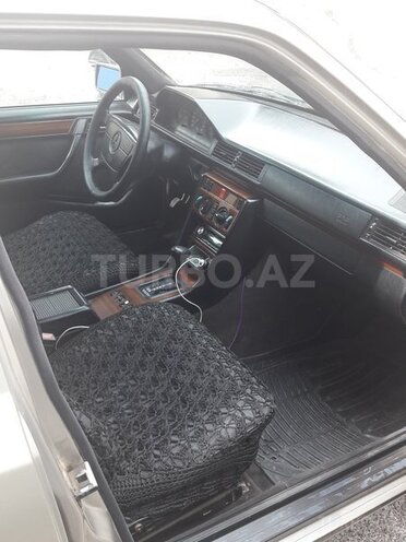 Mercedes E 280 1994, 400,000 km - 2.8 l - Bakı