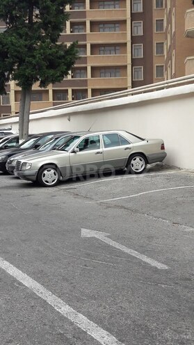 Mercedes E 280 1994, 400,000 km - 2.8 l - Bakı