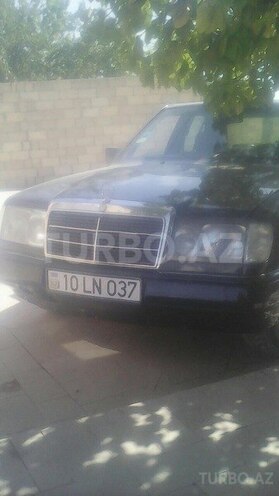 Mercedes E 230 1990, 230,000 km - 2.3 л - Bakı