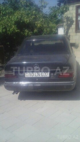 Mercedes E 230 1990, 230,000 km - 2.3 л - Bakı