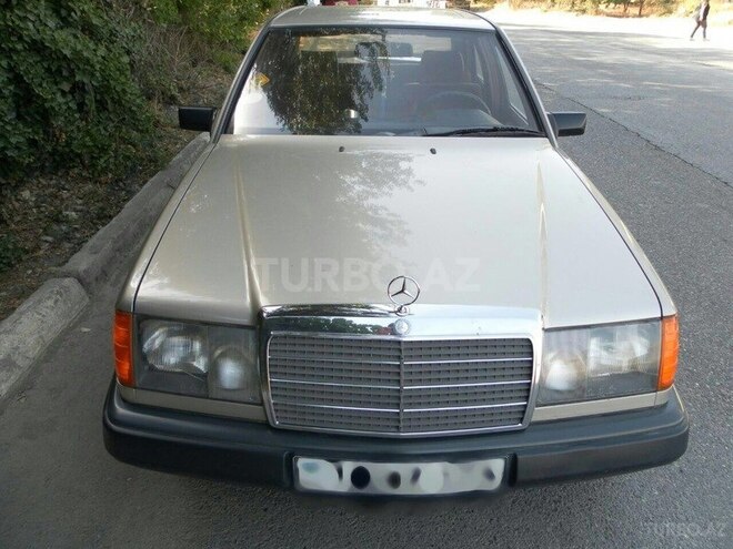 Mercedes E 230 1988, 247,000 km - 2.3 л - Bakı
