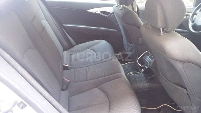 Mercedes E 220 2002, 321,000 km - 2.2 l - Bakı