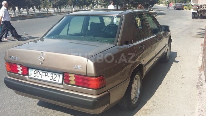 Mercedes 190 1991, 237,000 km - 1.8 l - Sumqayıt