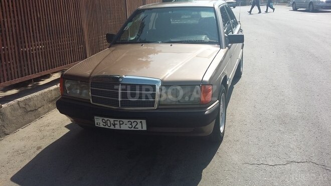 Mercedes 190 1991, 237,000 km - 1.8 l - Sumqayıt