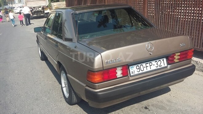 Mercedes 190 1991, 237,000 km - 1.8 l - Sumqayıt