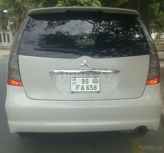 Mitsubishi Grandis 2006, 323,662 km - 0.2 l - Şirvan