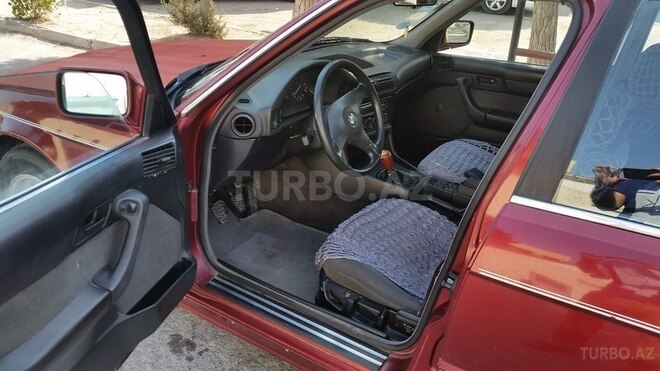 BMW 520 1992, 300,000 km - 2.0 l - Bakı