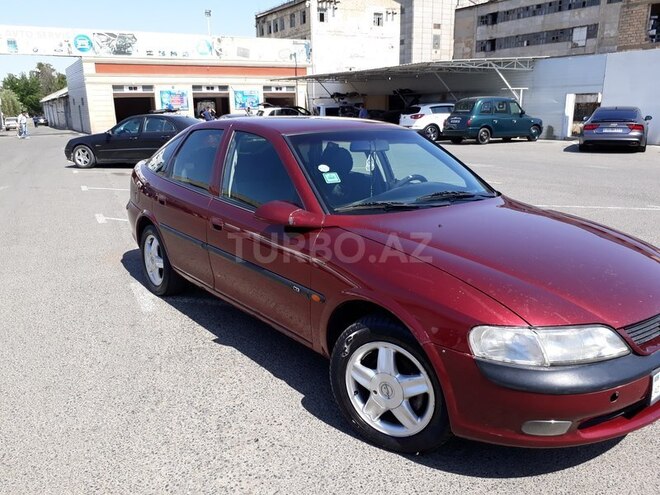 Opel Vectra 1997, 260,000 km - 1.6 l - Gəncə