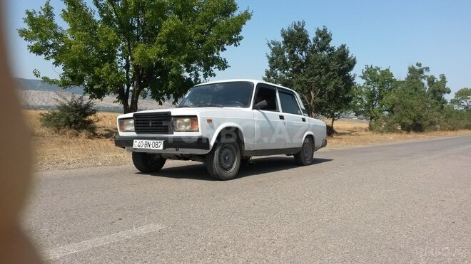 LADA (VAZ) 2107 2003, 166,000 km - 1.5 l - Qusar