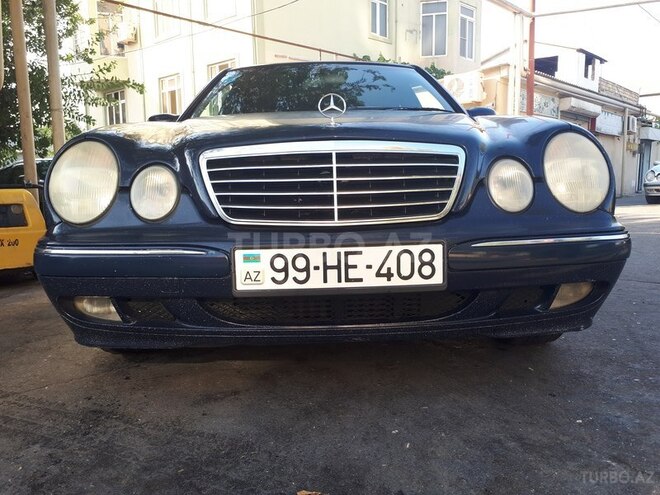 Mercedes E 220 2001, 562,000 km - 2.2 l - Bakı