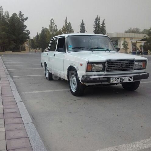 LADA (VAZ) 2107 2004, 275,840 km - 1.6 л - Ucar