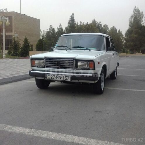 LADA (VAZ) 2107 2004, 275,840 km - 1.6 л - Ucar