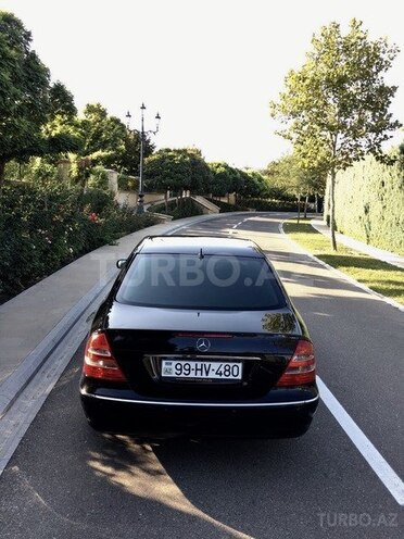 Mercedes E 220 2006, 240,000 km - 2.2 л - Bakı