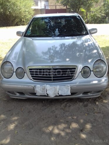 Mercedes E 270 2000, 248,000 km - 2.7 l - Bakı