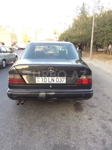 Mercedes E 230 1990, 230,000 km - 2.3 l - Bakı