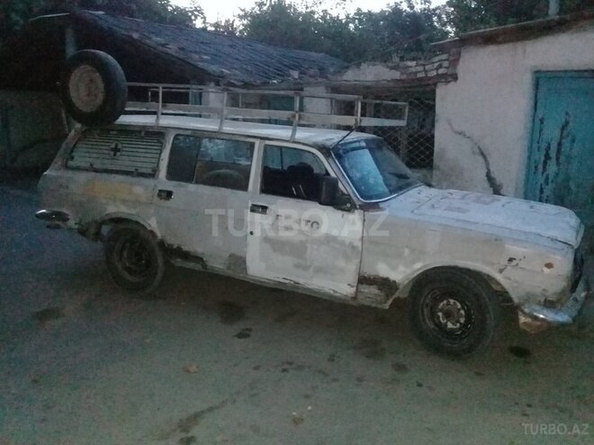 GAZ 24-02 1986, 23,560 km - 11.0 l - Mingəçevir