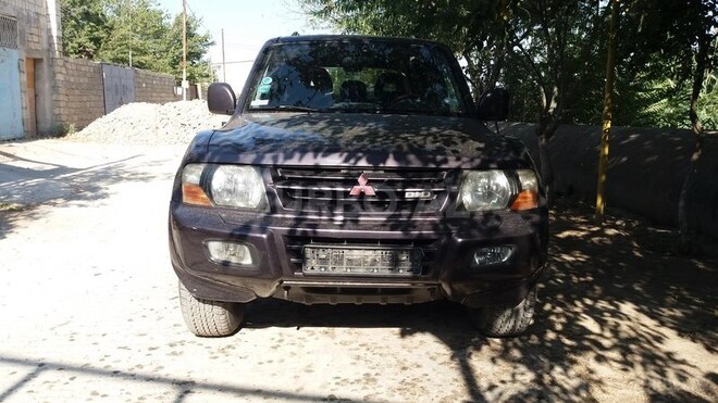 Mitsubishi Pajero 2000, 250,000 km - 3.2 l - Bakı