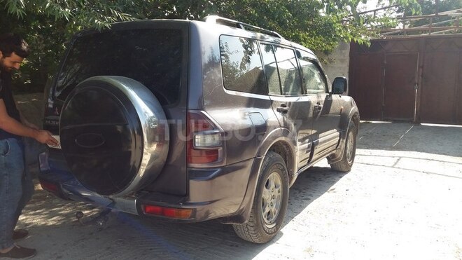 Mitsubishi Pajero 2000, 250,000 km - 3.2 l - Bakı