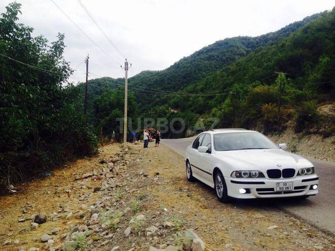 BMW 525 2001, 168,900 km - 2.5 l - Bakı