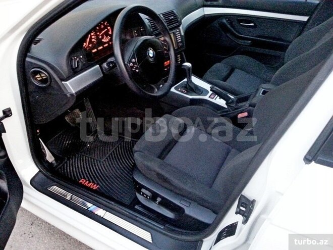 BMW 525 2001, 168,900 km - 2.5 l - Bakı