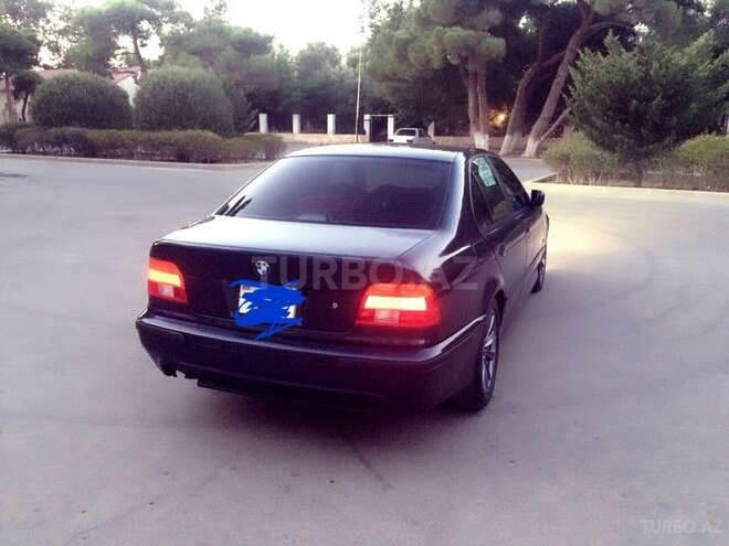 BMW 530 2001, 317,100 km - 3.0 l - Bakı