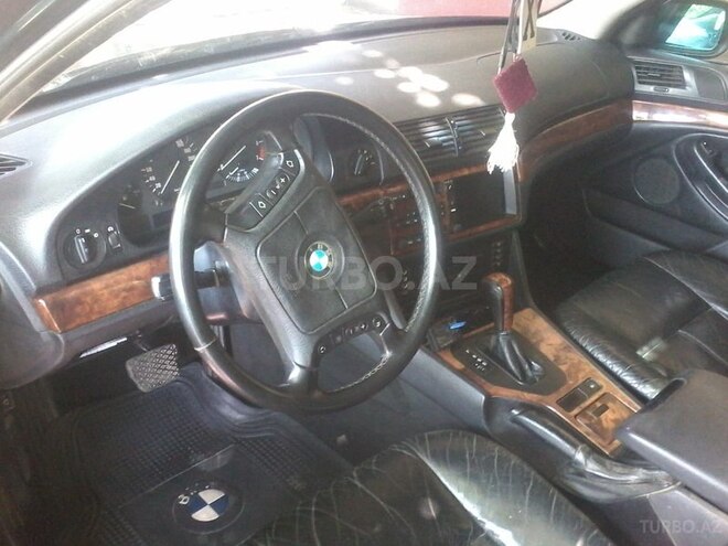 BMW 528 1996, 313,579 km - 2.8 л - Bakı