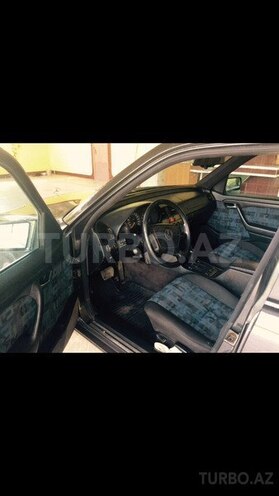 Mercedes C 200 1997, 242,000 km - 2.0 l - Saatlı