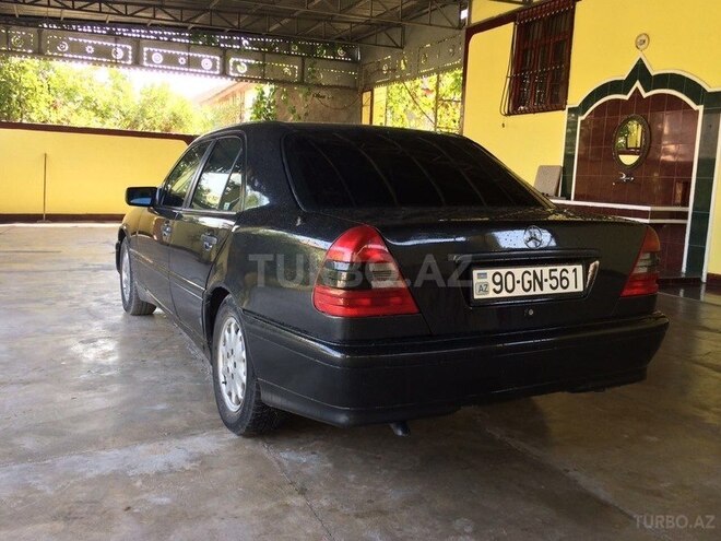 Mercedes C 200 1997, 254,000 km - 2.0 l - Saatlı