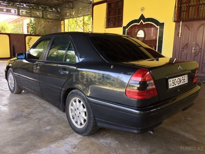 Mercedes C 200 1997, 254,000 km - 2.0 l - Saatlı