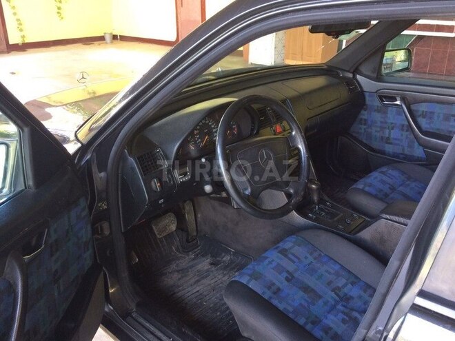 Mercedes C 200 1997, 254,000 km - 2.0 l - Saatlı